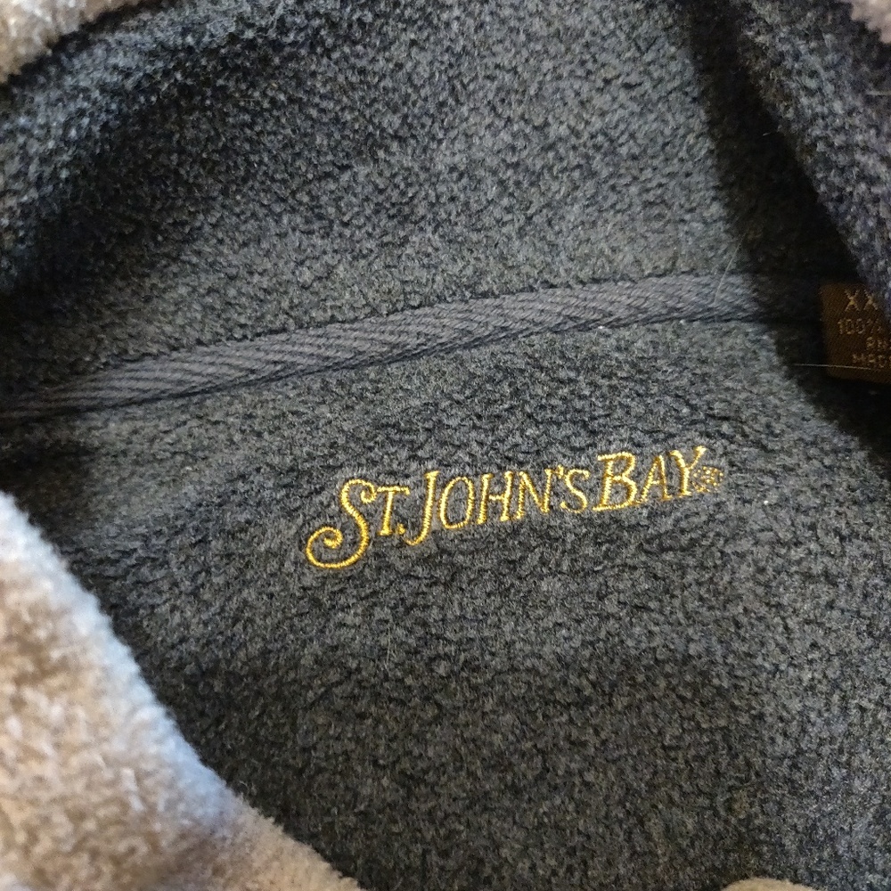 Mens vest - Picture 3 of 3
